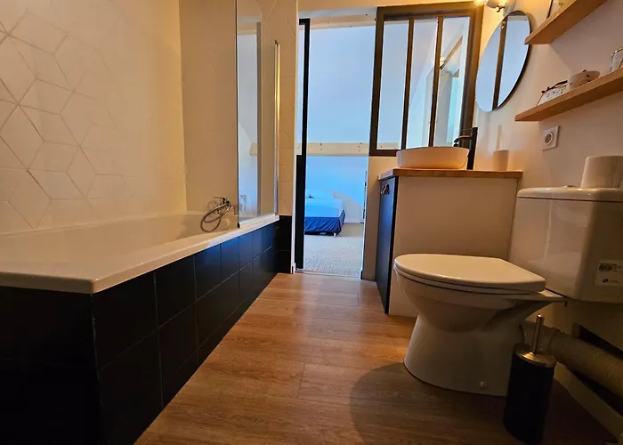 度假居 Maison De Avec Piscine *